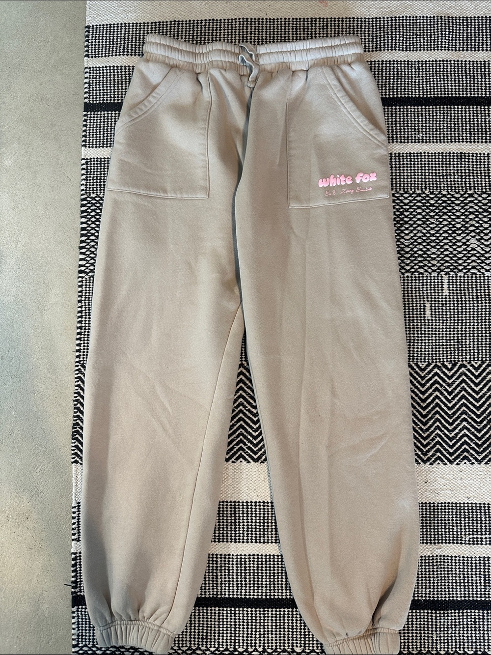 White Fox Jogger - Beige
